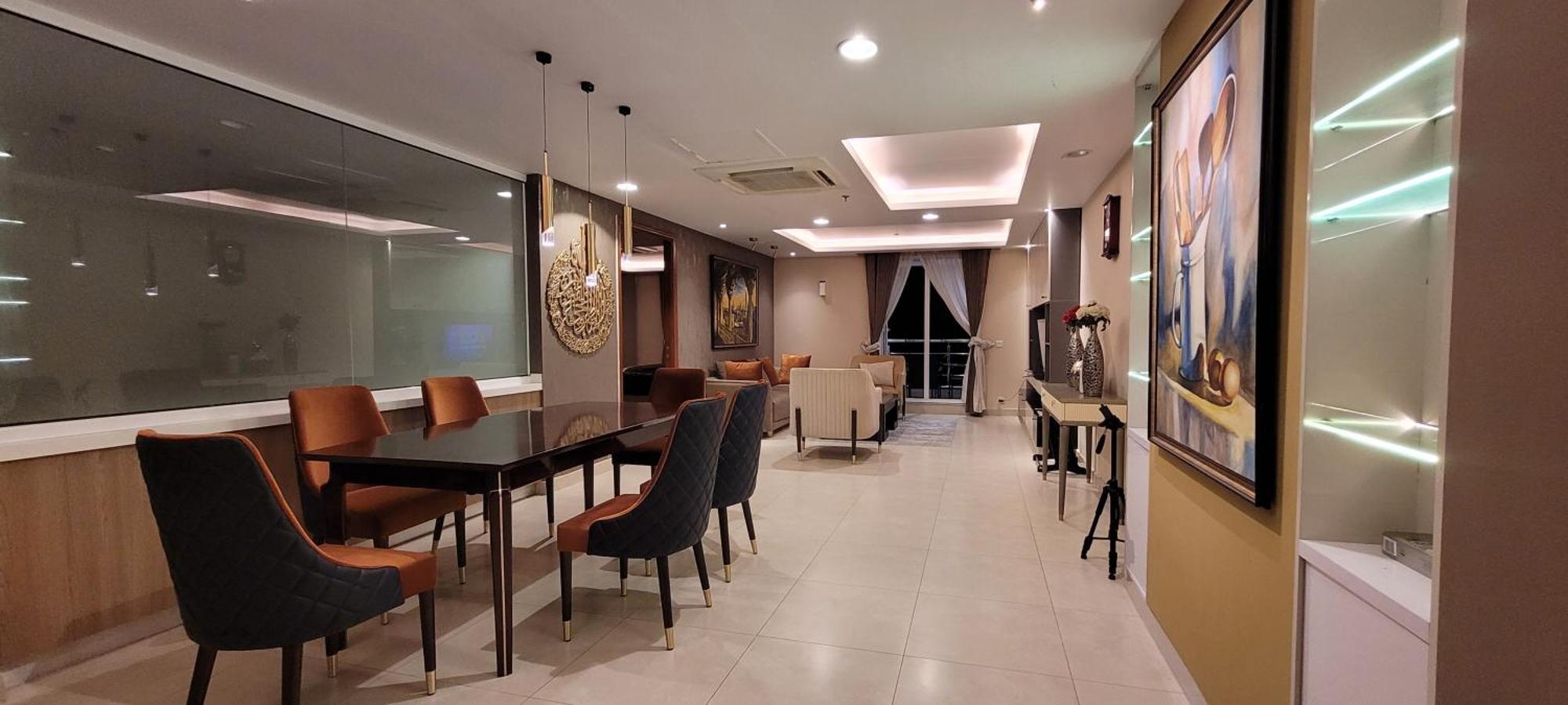 Goldcrest Luxury Apartments ラホール エクステリア 写真