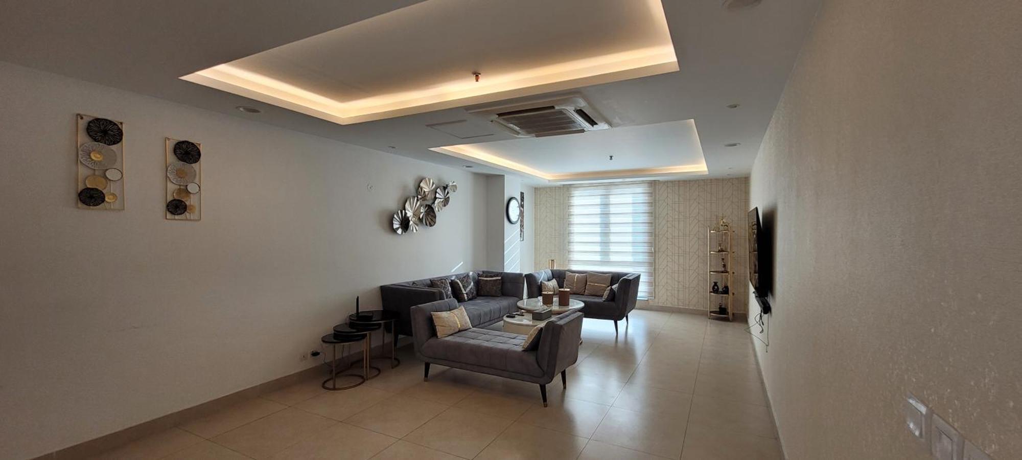 Goldcrest Luxury Apartments ラホール エクステリア 写真