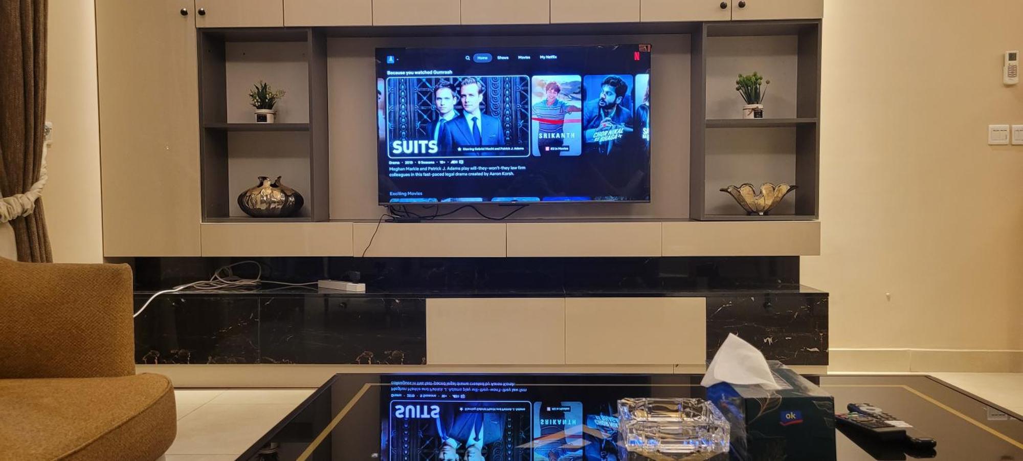 Goldcrest Luxury Apartments ラホール エクステリア 写真