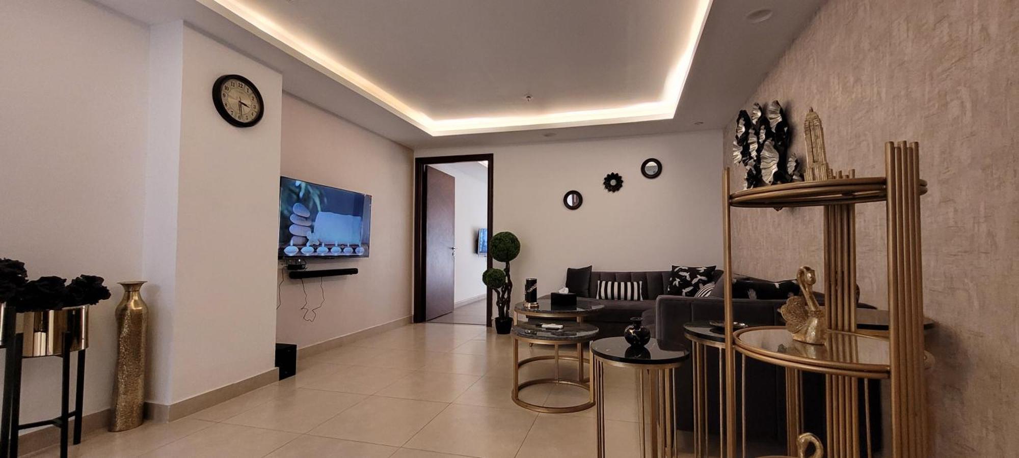 Goldcrest Luxury Apartments ラホール エクステリア 写真