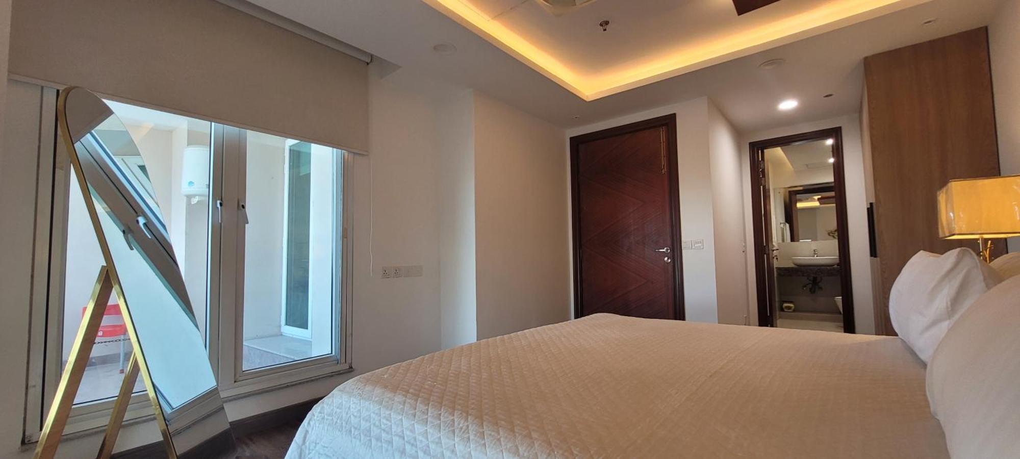 Goldcrest Luxury Apartments ラホール エクステリア 写真