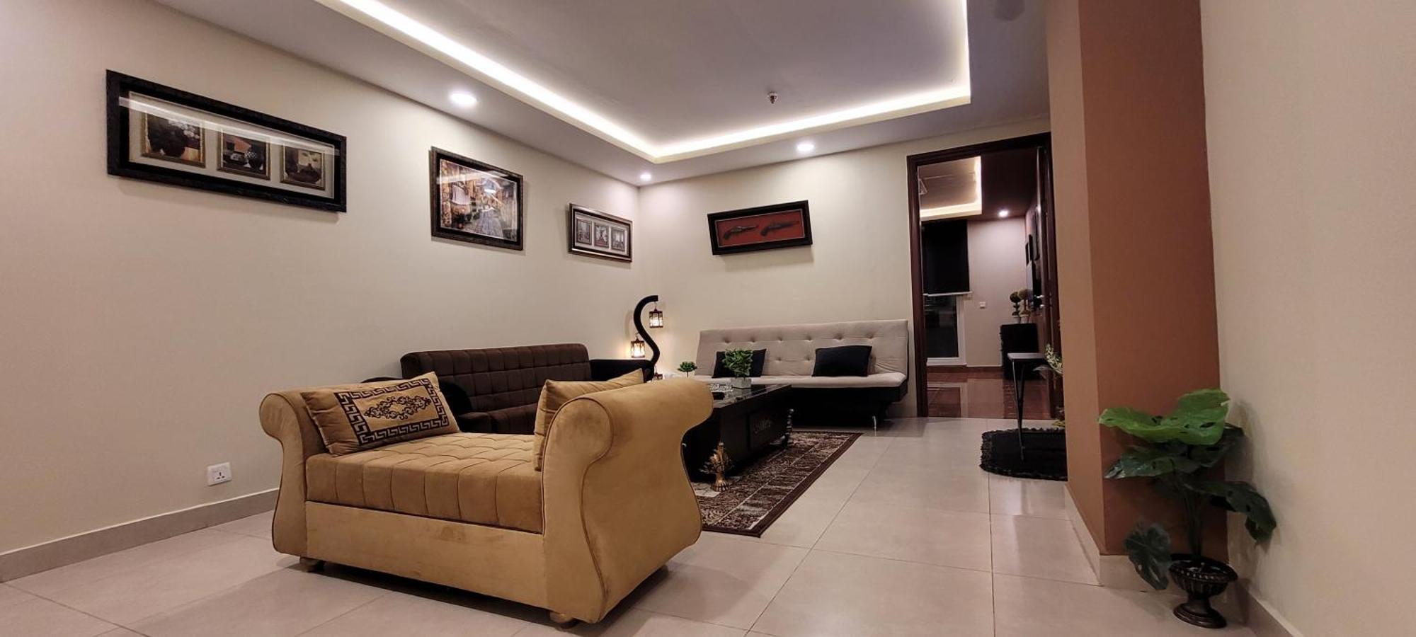Goldcrest Luxury Apartments ラホール エクステリア 写真