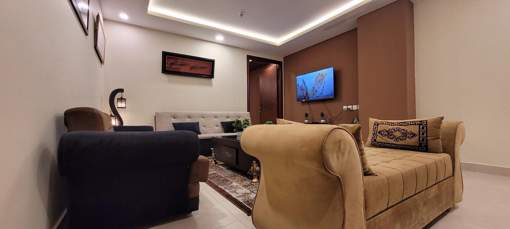 Goldcrest Luxury Apartments ラホール エクステリア 写真